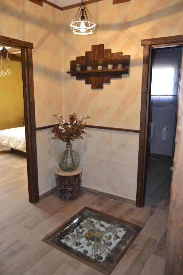 El Capricho De Los Carrascos Juarros de Voltoya Bagian luar foto