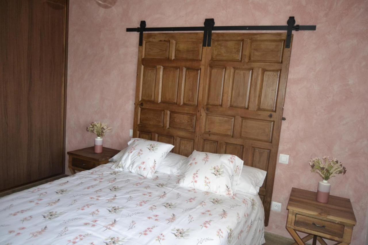 El Capricho De Los Carrascos Juarros de Voltoya Bagian luar foto