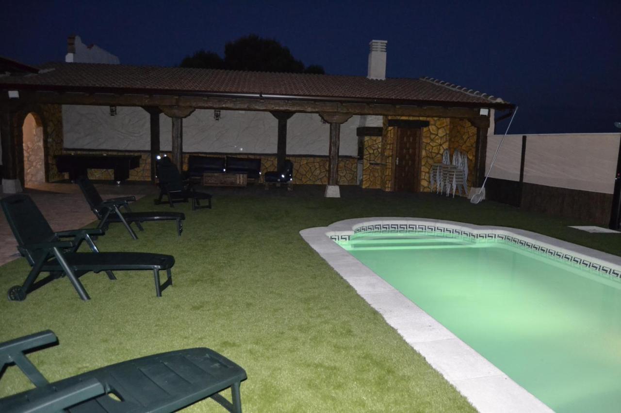 El Capricho De Los Carrascos Juarros de Voltoya Bagian luar foto