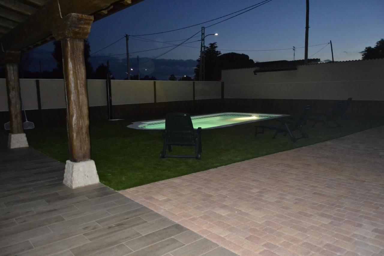 El Capricho De Los Carrascos Juarros de Voltoya Bagian luar foto